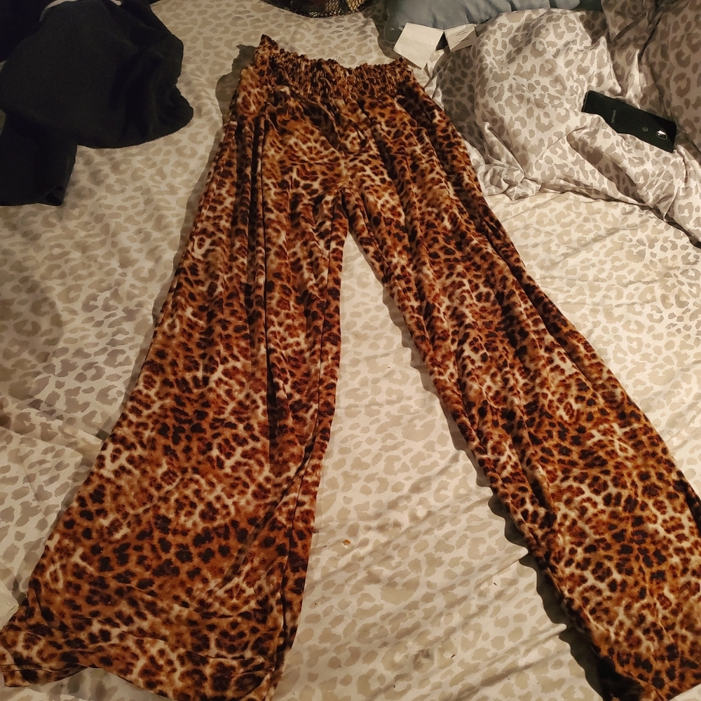 Medium soft palazzo pants